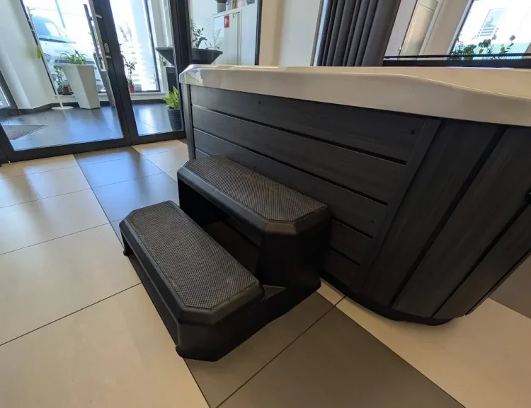 Schodki do SPA Leisure Concepts Evo czarne #3